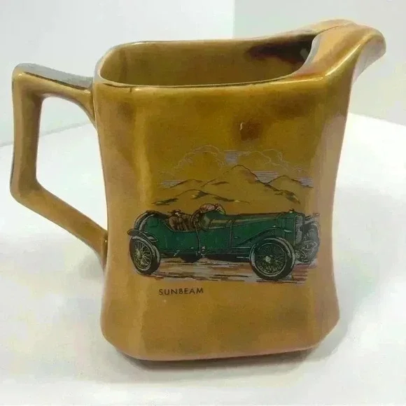 Vintage Wade ceramic jug vase featuring painted antique Bugatti and Sunbeam cars - Picture 2 of 10